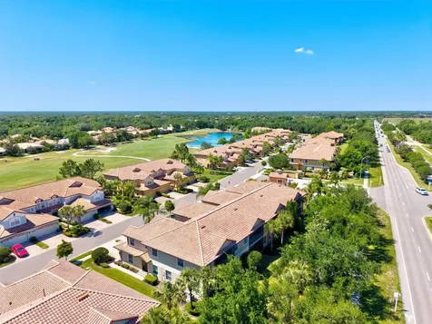 8227 Miramar Way Lakewood Ranch FL 34202