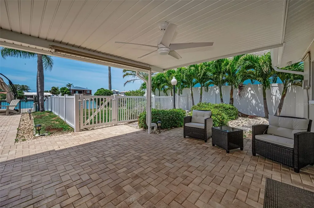 11800 7th Street E Treasure Island FL 33706