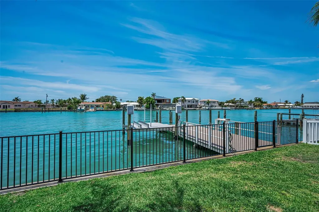 11800 7th Street E Treasure Island FL 33706