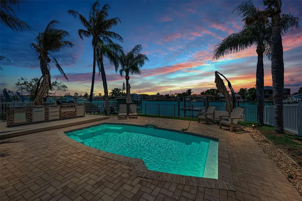 11800 7th Street E Treasure Island FL 33706