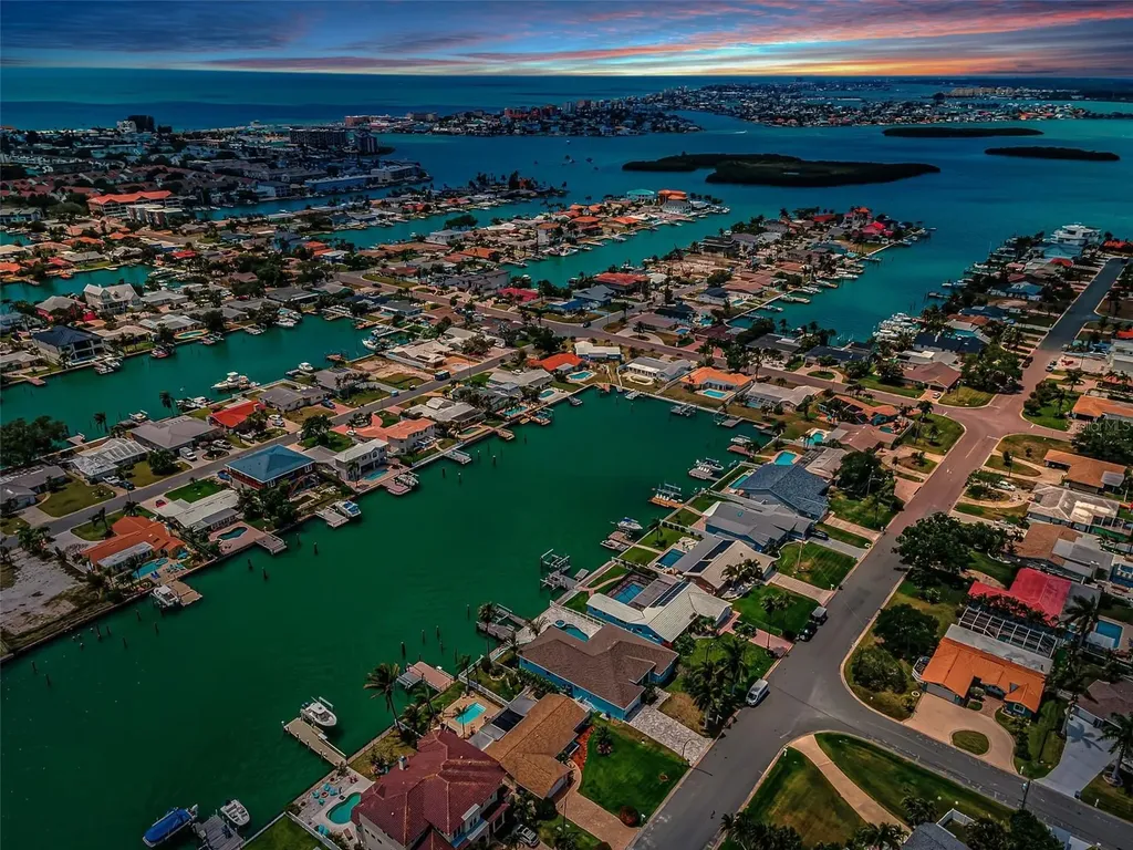 11800 7th Street E Treasure Island FL 33706