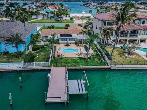 11800 7th Street E Treasure Island FL 33706