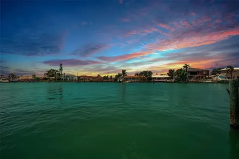 11800 7th Street E Treasure Island FL 33706