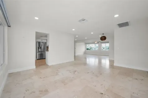 11800 7th Street E Treasure Island FL 33706