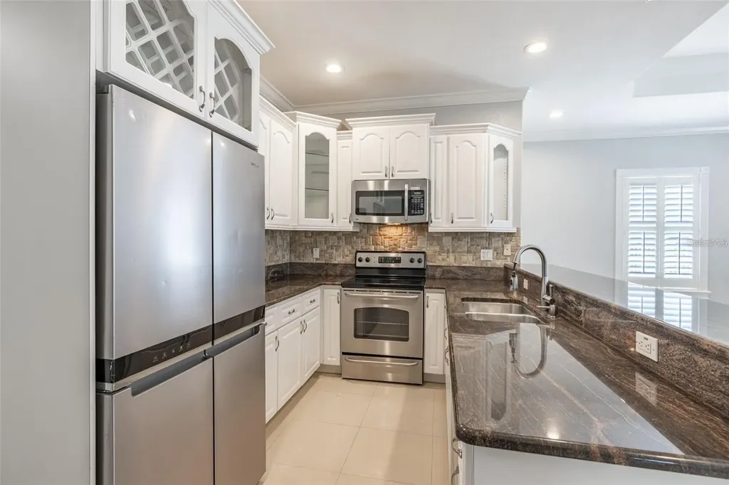 2323 W Cherry Street Tampa FL 33607