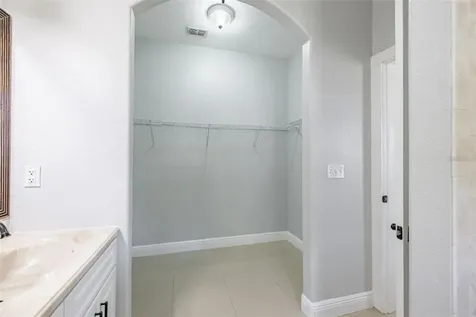 2323 W Cherry Street Tampa FL 33607