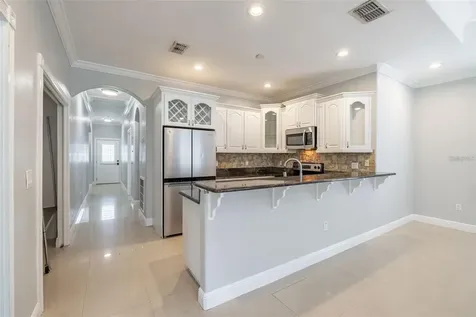 2323 W Cherry Street Tampa FL 33607