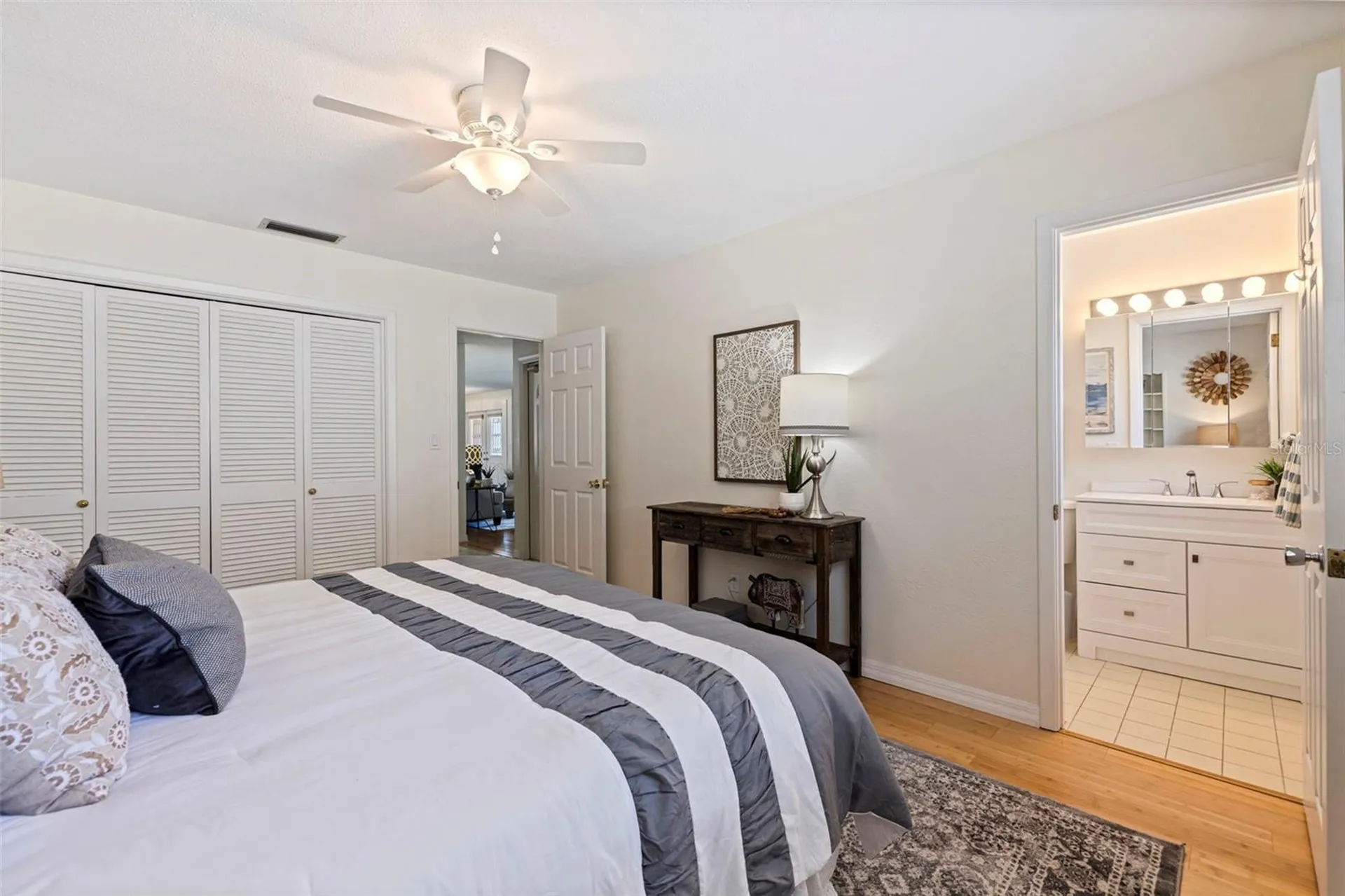 6477 33rd Avenue N St Petersburg FL 33710