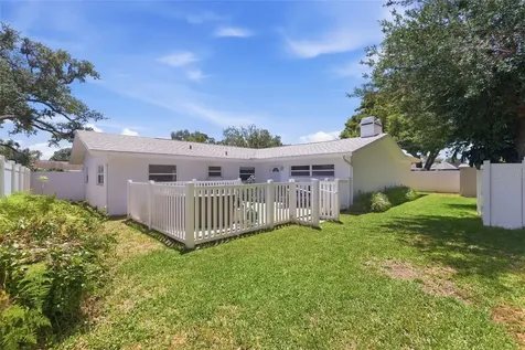 6477 33rd Avenue N St Petersburg FL 33710