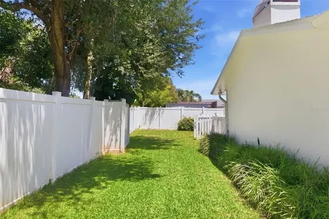6477 33rd Avenue N St Petersburg FL 33710