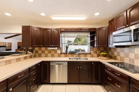 6477 33rd Avenue N St Petersburg FL 33710