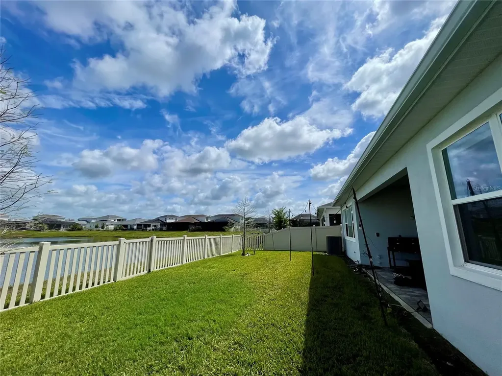 8486 Ivy Stark Boulevard Wesley Chapel FL 33545
