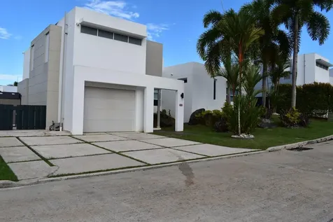 Lerida 409 Mansiones De Ciudad Jardin Caguas PR 00727