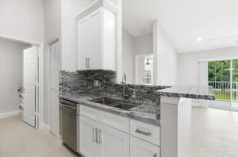 2504 Grassy Point Drive Lake Mary FL 32746