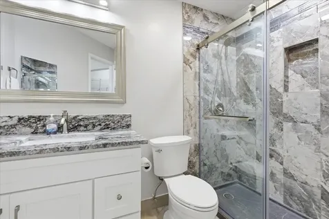 2504 Grassy Point Drive Lake Mary FL 32746