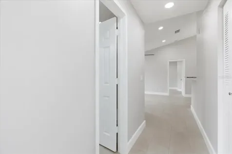 2504 Grassy Point Drive Lake Mary FL 32746