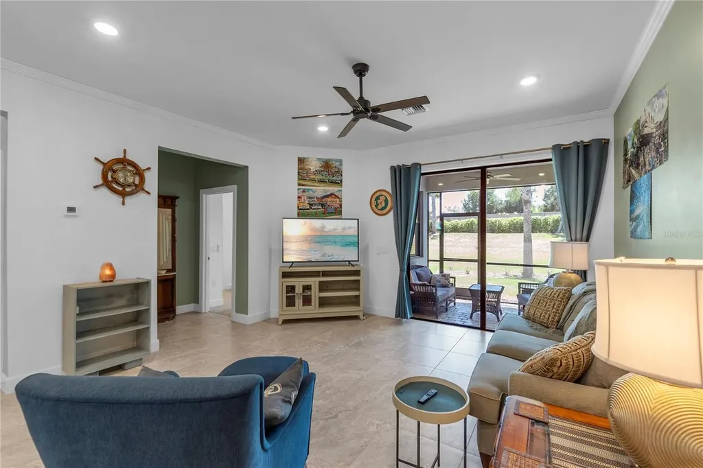 7660 Summerland Cove Bradenton FL 34202