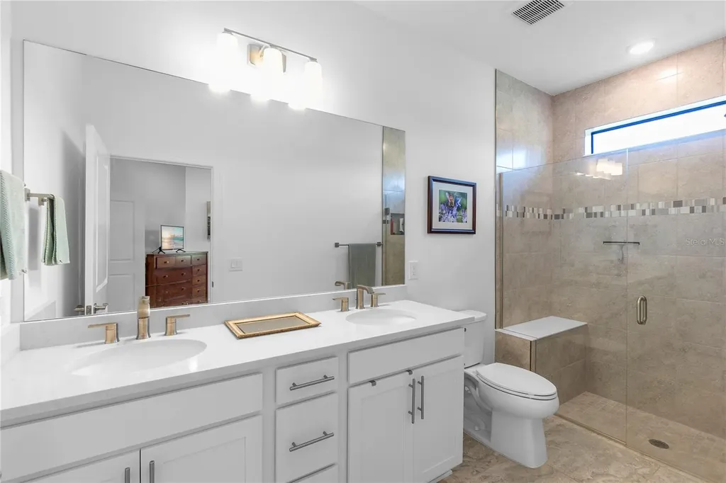 7660 Summerland Cove Bradenton FL 34202