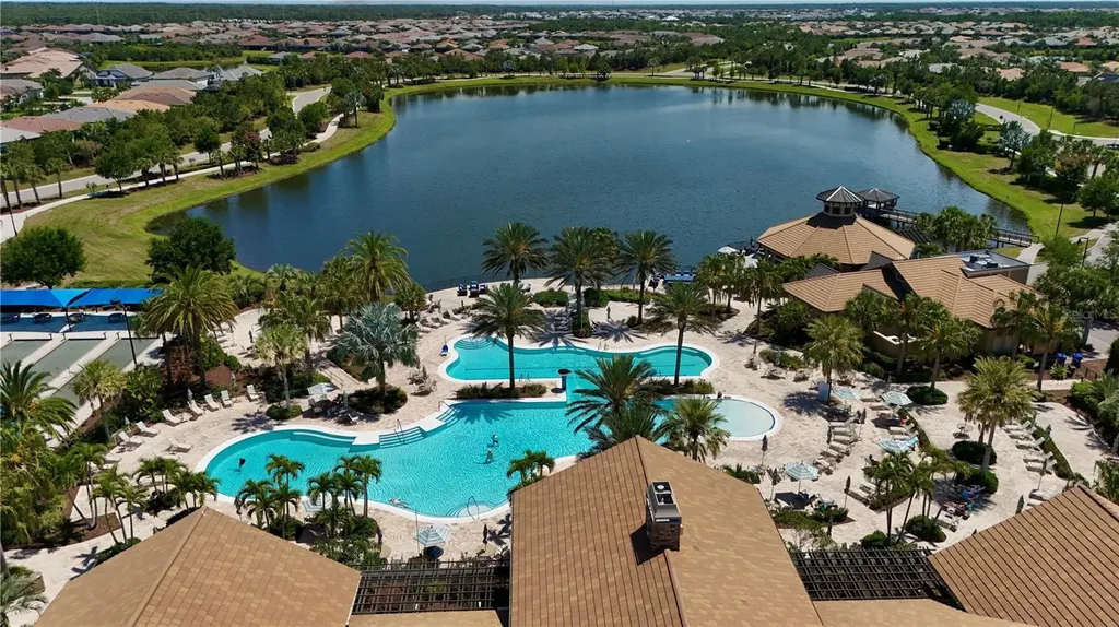 7660 Summerland Cove Bradenton FL 34202