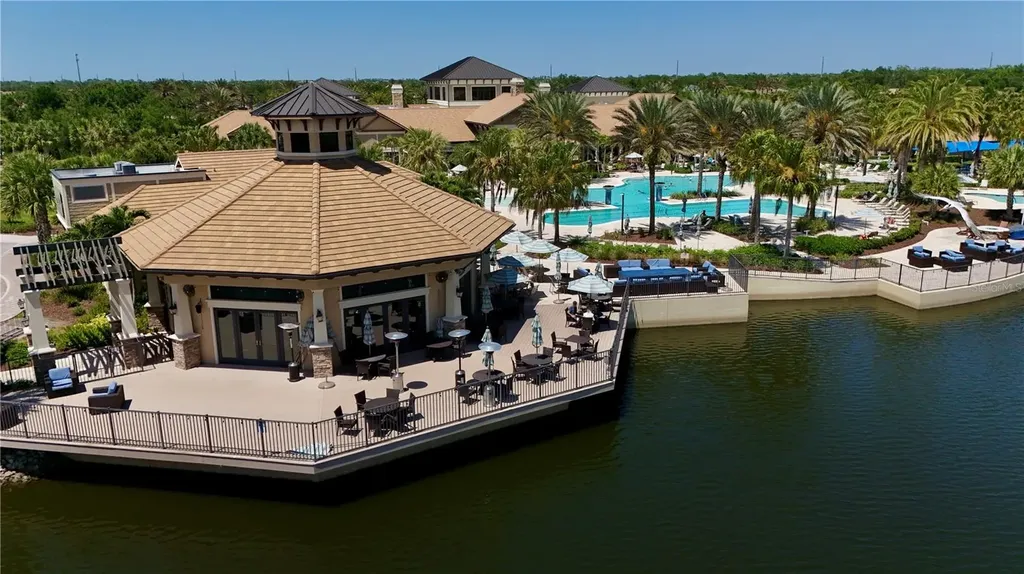 7660 Summerland Cove Bradenton FL 34202