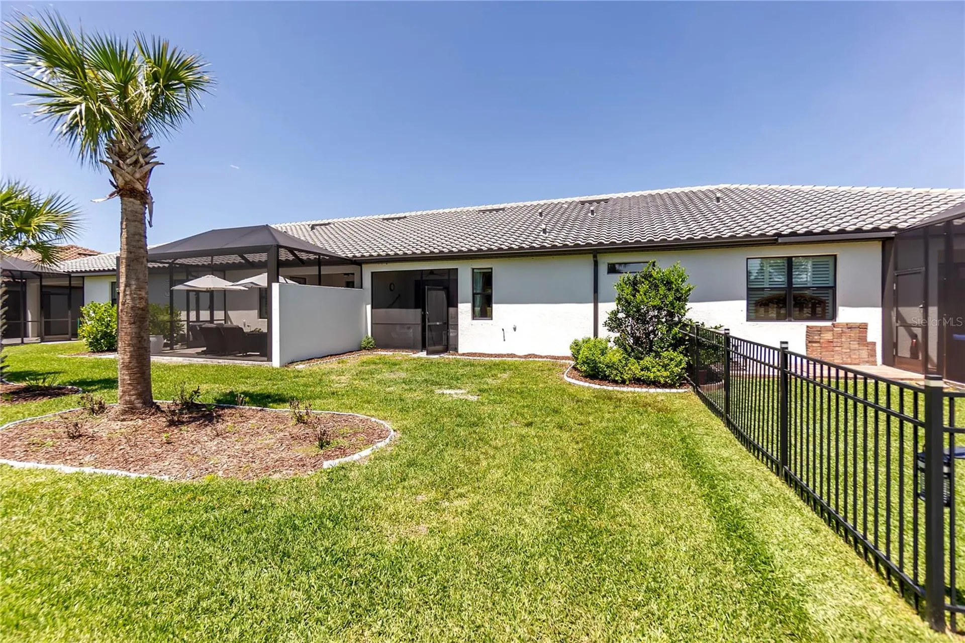 7660 Summerland Cove Bradenton FL 34202