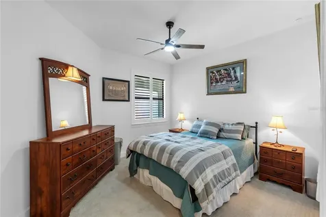 7660 Summerland Cove Bradenton FL 34202