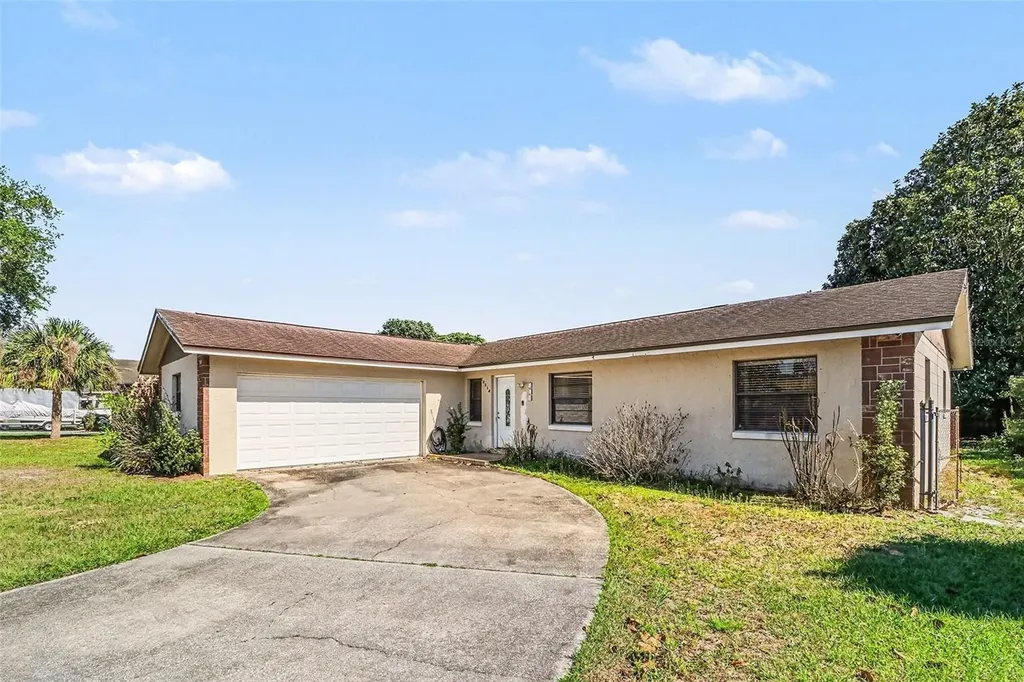 10214 Brownwood Avenue Orlando FL 32825
