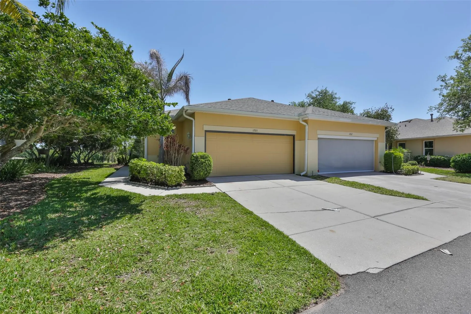 1205 Fairway Greens Drive Sun City Center FL 33573