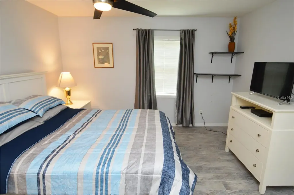 3873 Pompano Drive SE St Petersburg FL 33705