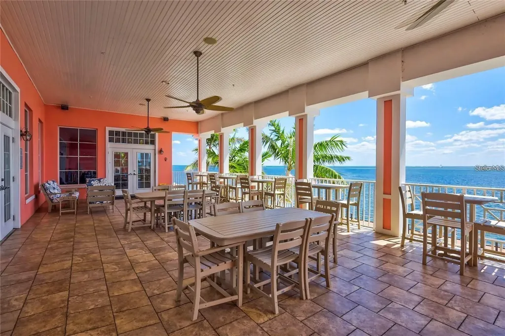 3873 Pompano Drive SE St Petersburg FL 33705