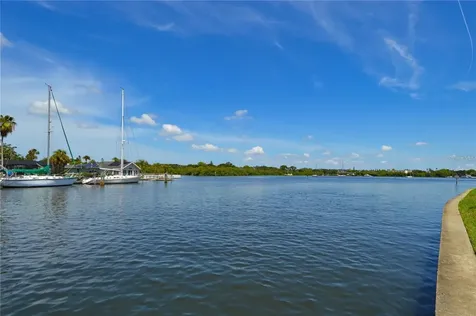 3873 Pompano Drive SE St Petersburg FL 33705