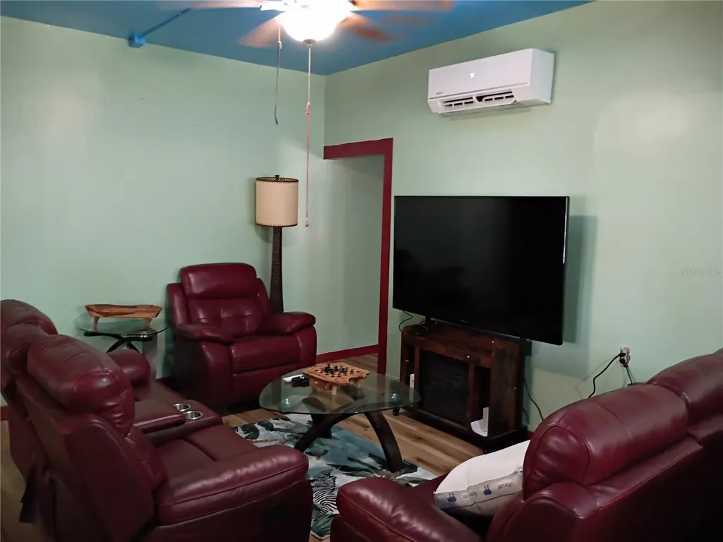 1407 Illinois Avenue St Cloud FL 34769