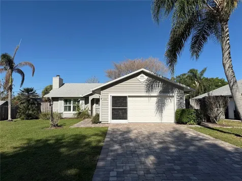 135 10th Avenue Vero Beach FL 32962