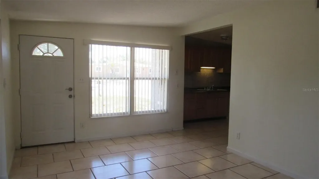 2211 Emory Avenue Bradenton FL 34207