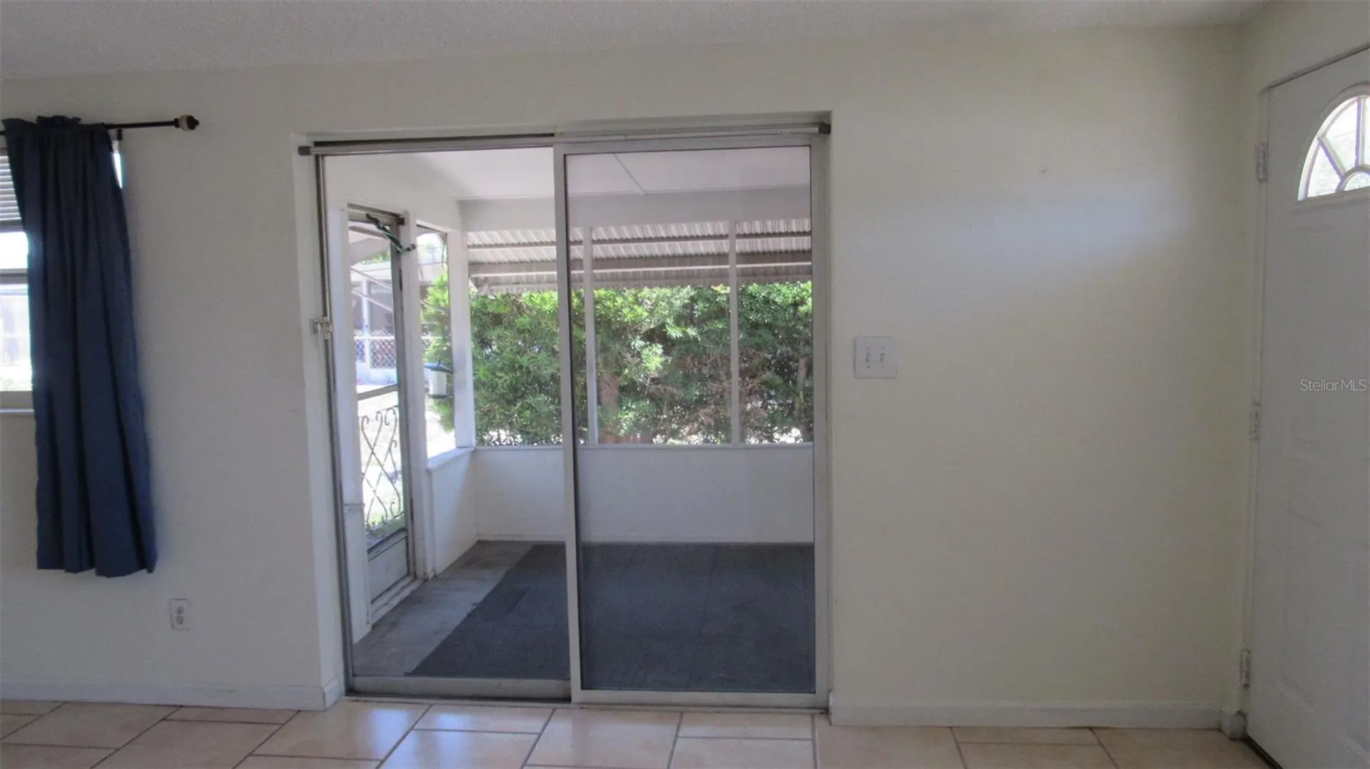 2211 Emory Avenue Bradenton FL 34207