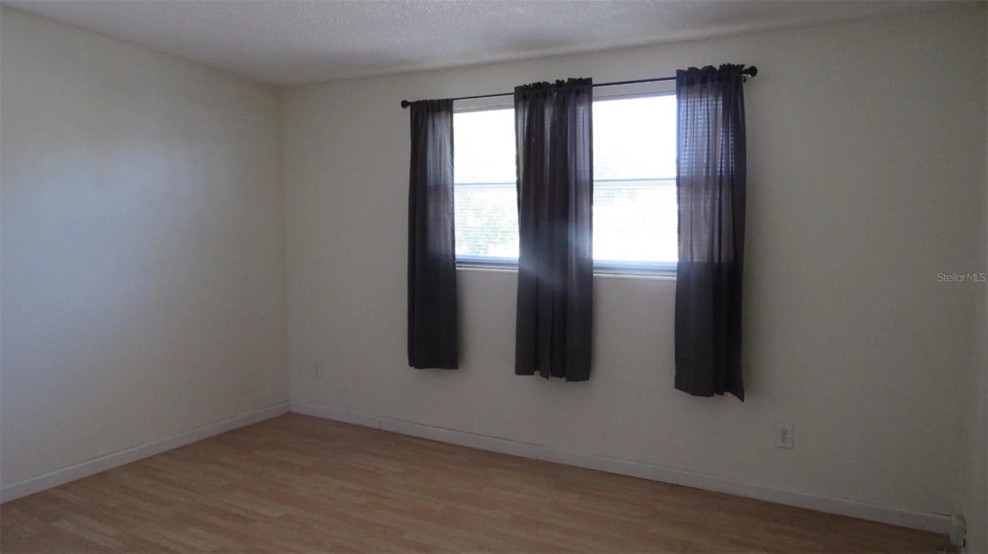2211 Emory Avenue Bradenton FL 34207