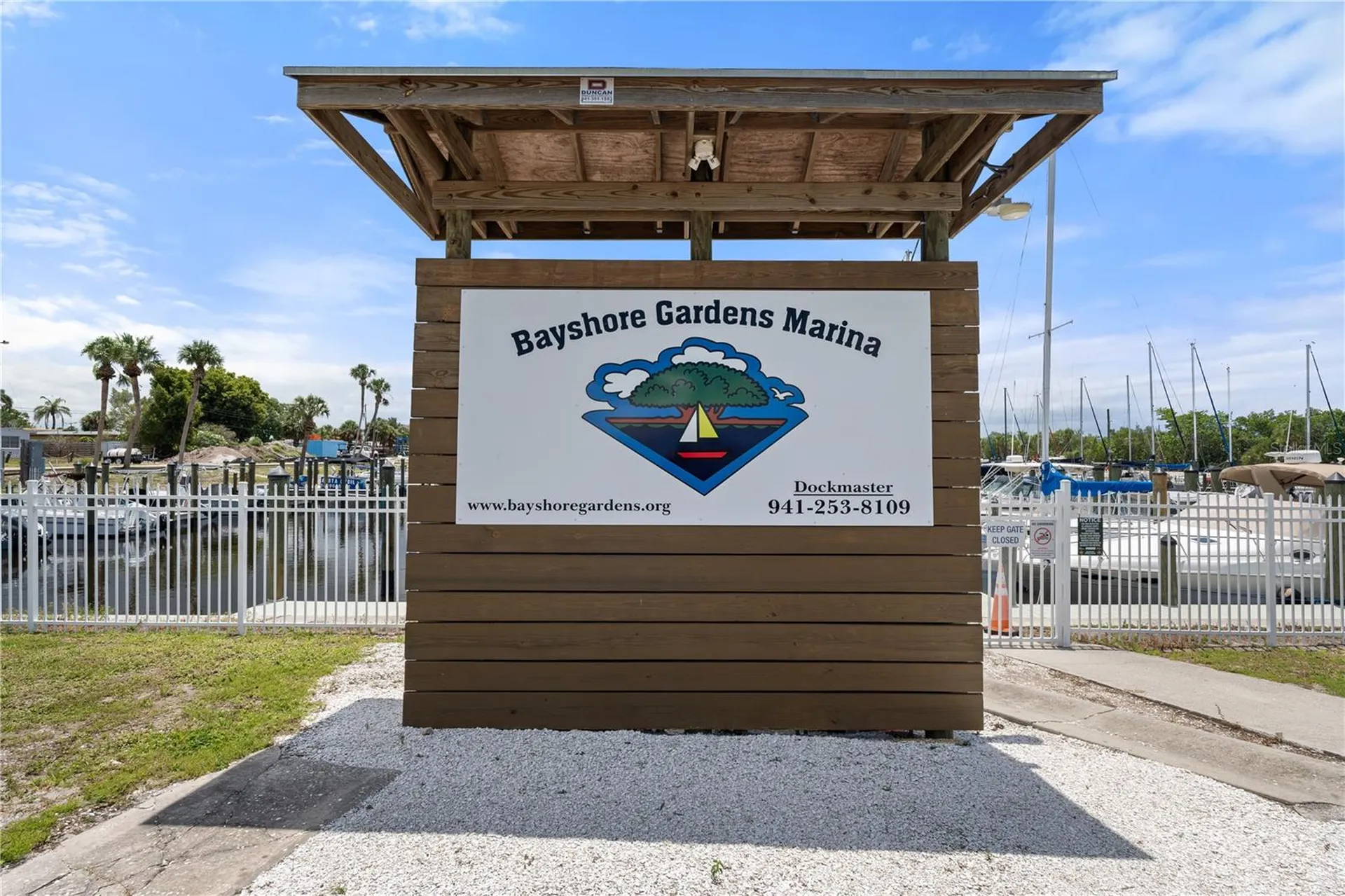 2211 Emory Avenue Bradenton FL 34207