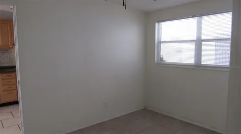 2211 Emory Avenue Bradenton FL 34207