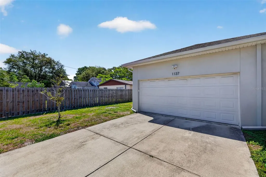 1137 55th Avenue N St Petersburg FL 33703