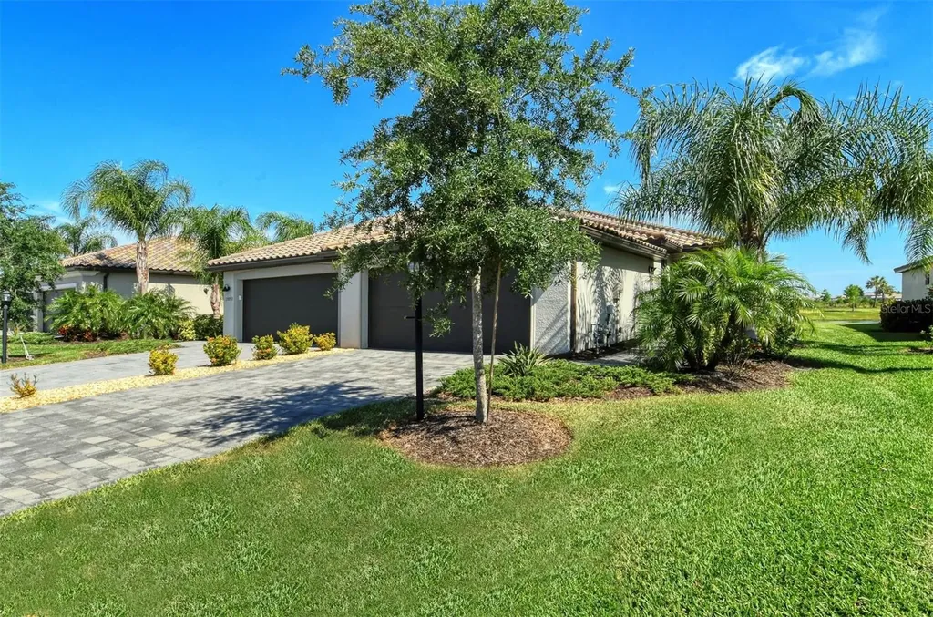15957 Clear Skies Place Bradenton FL 34211