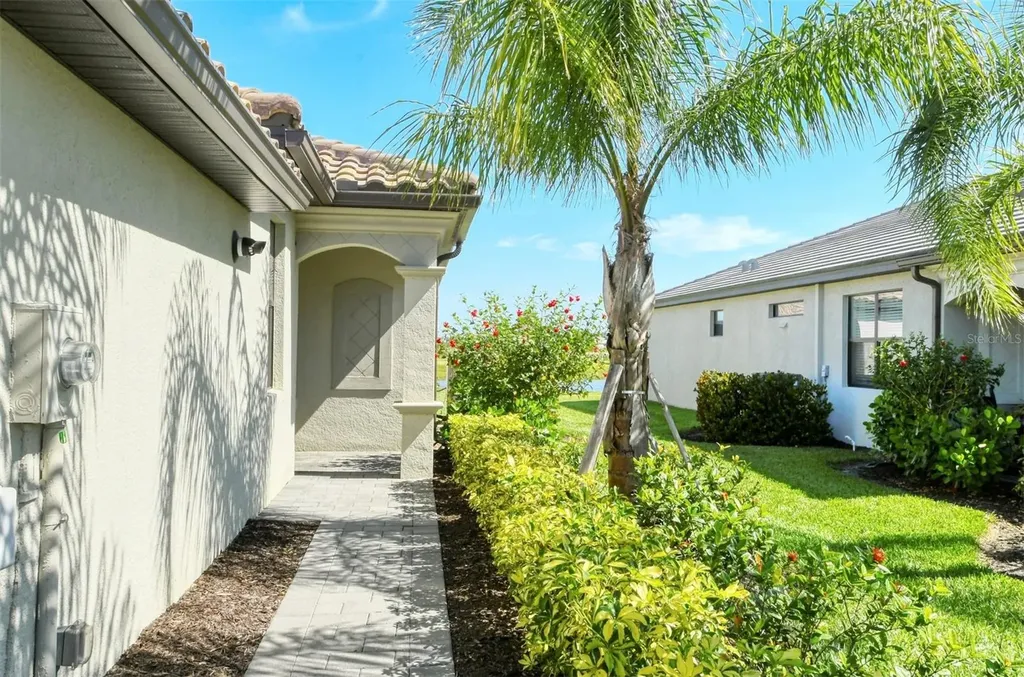 15957 Clear Skies Place Bradenton FL 34211
