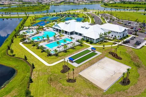 15957 Clear Skies Place Bradenton FL 34211