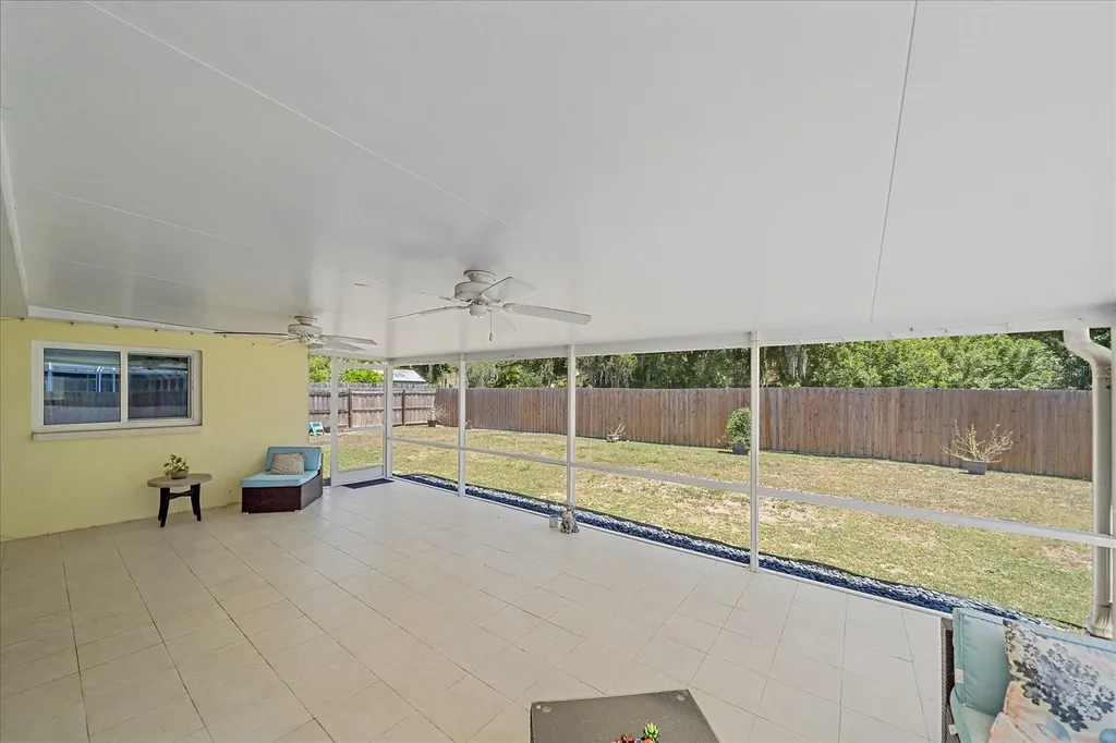 3247 Woodmont Drive Sarasota FL 34232