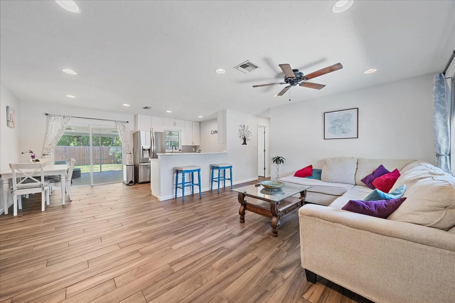 3247 Woodmont Drive Sarasota FL 34232