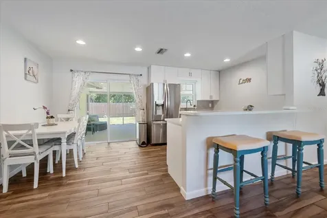 3247 Woodmont Drive Sarasota FL 34232