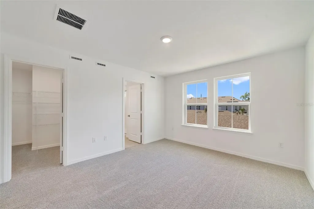 686 Lola Lane Oviedo FL 32765