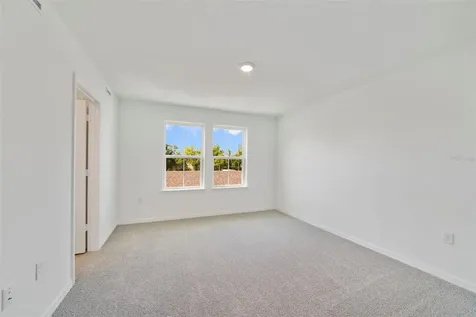 686 Lola Lane Oviedo FL 32765