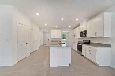 686 Lola Lane Oviedo FL 32765