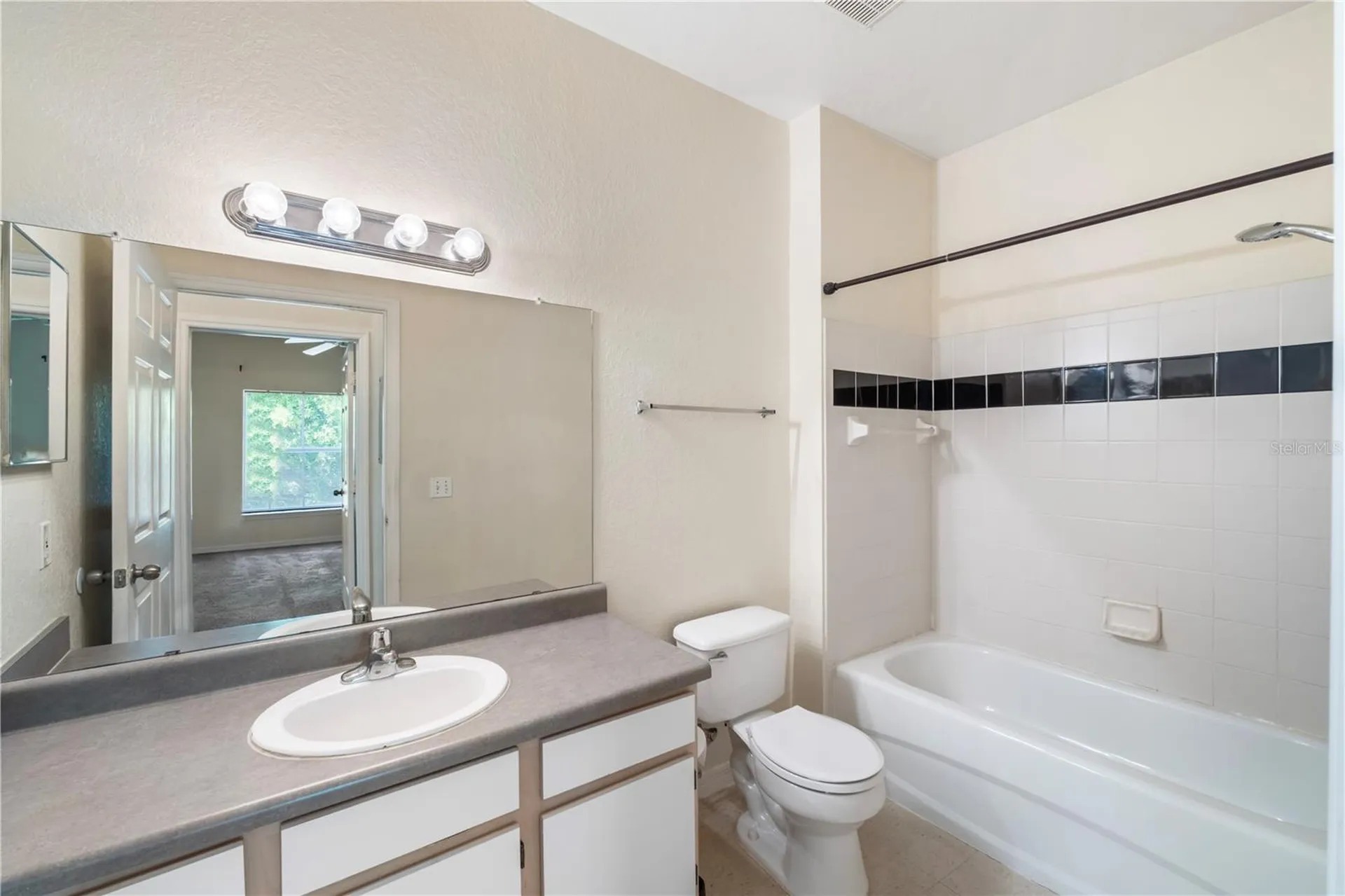 6025 Westgate Drive Orlando FL 32835