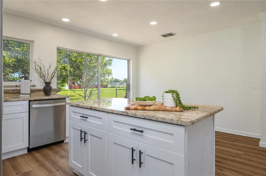 1100 Lowry Avenue Lakeland FL 33801